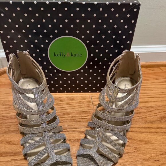 Kelly & Katie KK Lorelle Metallic Cage Heels - Size 8 - Picture 4 of 6